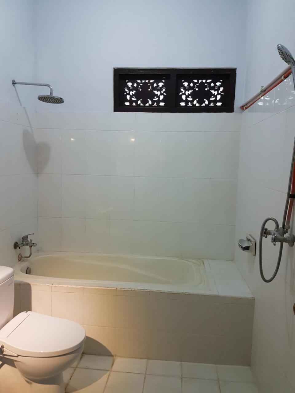 Mawar Homestay Canggu Exteriör bild